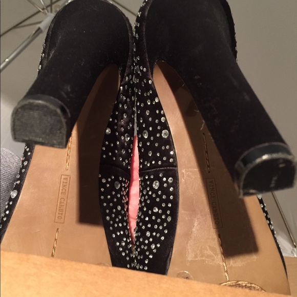 Vince Camuto Black Studded heels - Picture 5 of 6